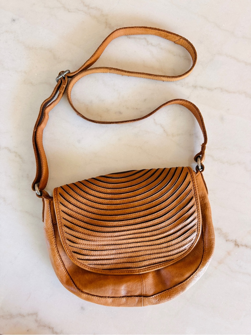 Leather Crossbody Bag in Tan - Classic Wave Detail